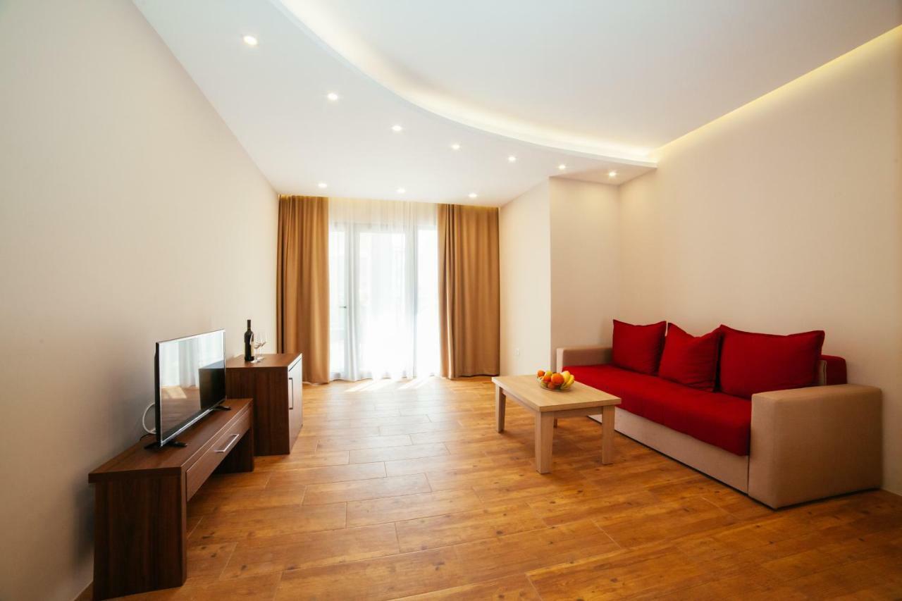 Adriatica Sea & Sun Bed and Breakfast Ulcinj Buitenkant foto