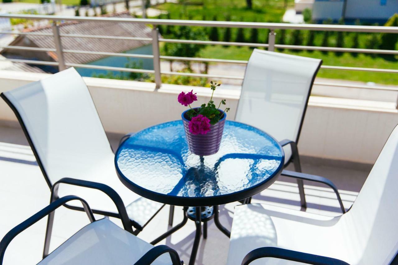 Adriatica Sea & Sun Bed and Breakfast Ulcinj Buitenkant foto