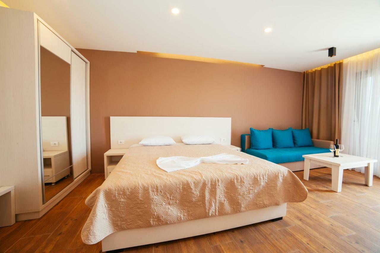 Adriatica Sea & Sun Bed and Breakfast Ulcinj Buitenkant foto